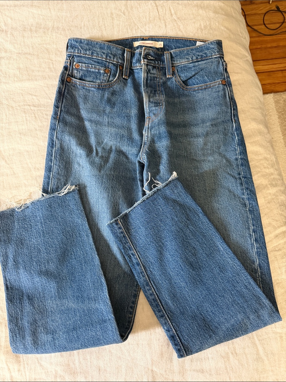 Levi’s wedgie straight jeans